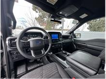 Vehicle Thumb #14