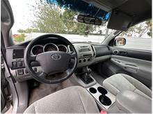 Vehicle Thumb #14