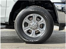 Vehicle Thumb #31