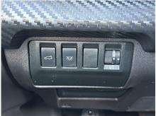 Vehicle Thumb #27