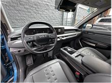 Vehicle Thumb #14