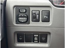Vehicle Thumb #26