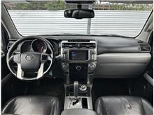 Vehicle Thumb #19