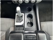 Vehicle Thumb #26