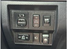 Vehicle Thumb #27
