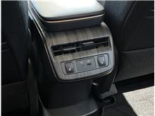 Vehicle Thumb #24