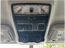 Vehicle Thumb #26