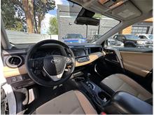 Vehicle Thumb #14
