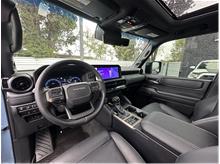 Vehicle Thumb #14