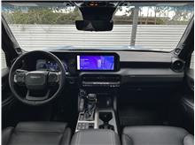 Vehicle Thumb #19