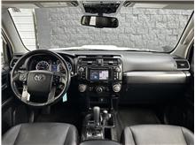 Vehicle Thumb #19