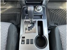 Vehicle Thumb #28