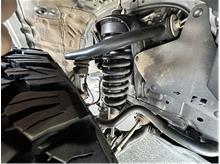 Vehicle Thumb #31