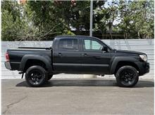 Vehicle Thumb #9
