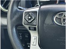 Vehicle Thumb #22