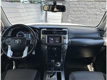 Vehicle Thumb #19