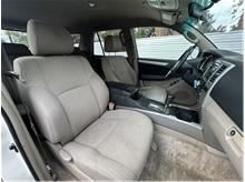 Vehicle Thumb #15