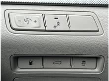 Vehicle Thumb #25