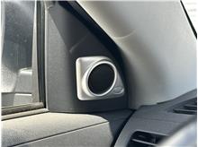 Vehicle Thumb #27