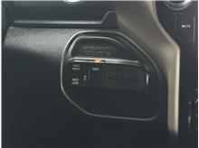 Vehicle Thumb #28