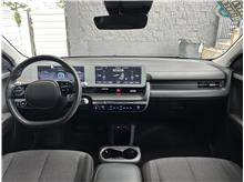Vehicle Thumb #17
