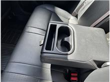 Vehicle Thumb #17