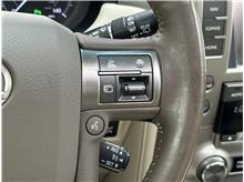 Vehicle Thumb #23
