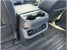 Vehicle Thumb #17