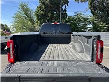 Vehicle Thumb #31