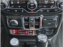 Vehicle Thumb #27
