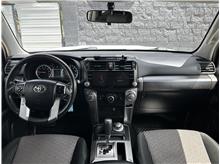 Vehicle Thumb #19