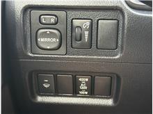 Vehicle Thumb #28