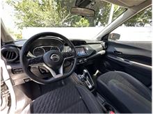 Vehicle Thumb #14