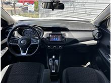 Vehicle Thumb #17