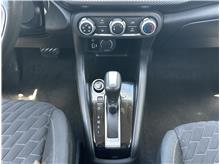 Vehicle Thumb #24
