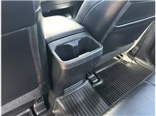 Vehicle Thumb #17