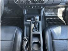 Vehicle Thumb #24