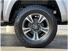 Vehicle Thumb #29