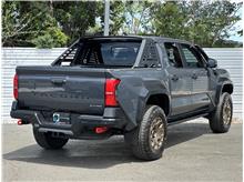 Vehicle Thumb #10