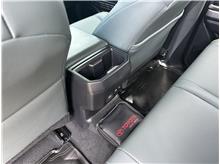 Vehicle Thumb #17