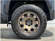 Vehicle Thumb #31