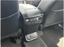 Vehicle Thumb #18