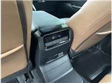 Vehicle Thumb #17