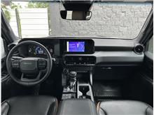 Vehicle Thumb #19