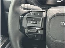 Vehicle Thumb #22