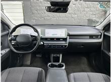 Vehicle Thumb #17