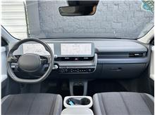 Vehicle Thumb #17