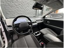 Vehicle Thumb #14