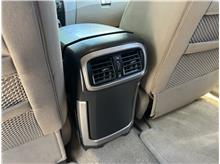 Vehicle Thumb #17