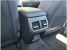 Vehicle Thumb #17